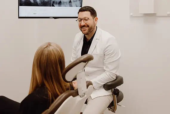 A welcoming dental office with advanced endodontic equipment.