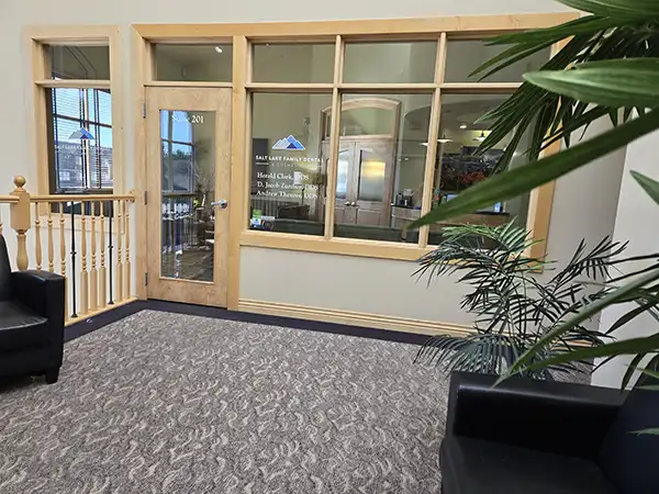 Modern office space with collaborative areas and bright decor.